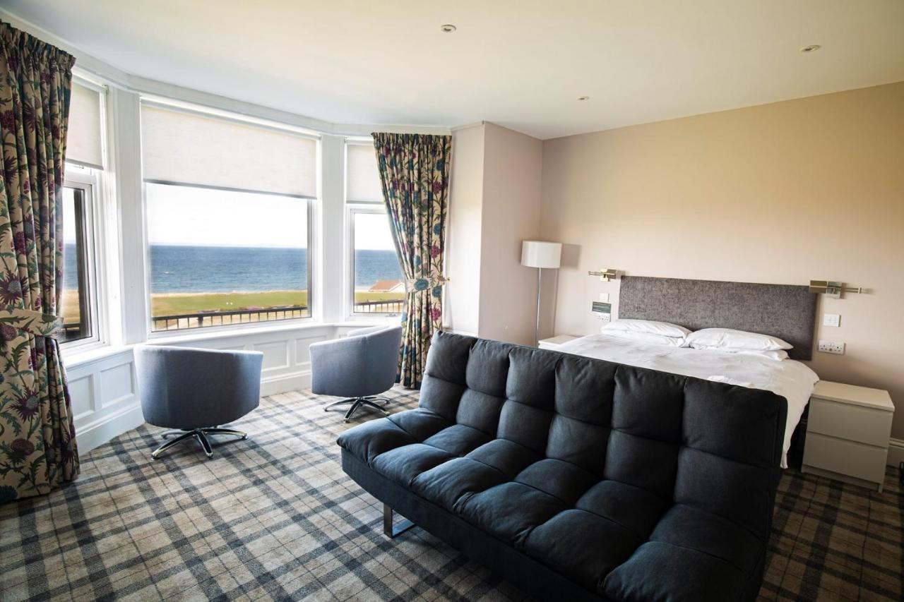 Poseidon Inn Lossiemouth Exterior foto