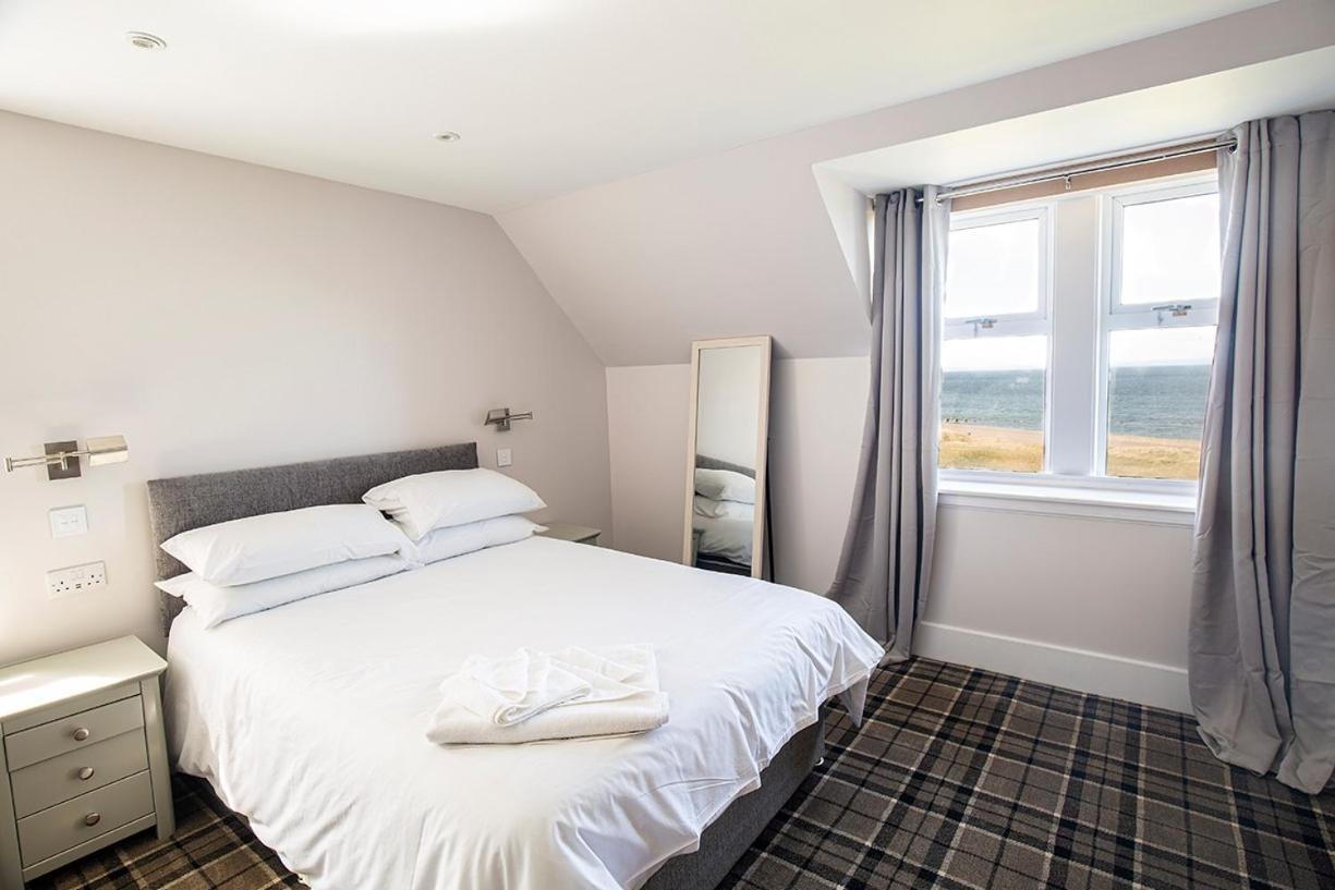 Poseidon Inn Lossiemouth Exterior foto